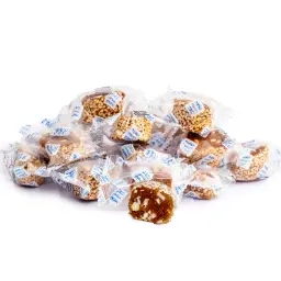 تمر مغلف (بالسمسم)